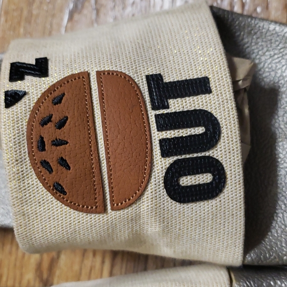 Sun'z out bun'z out Circus by Sam Edelman slides - Picture 3 of 11